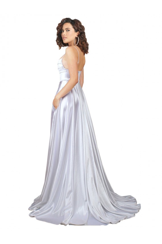 Blanc Trapèze Bretelles spaghetti Satiné Stretch Simple Plage Robes de mariée Outlet