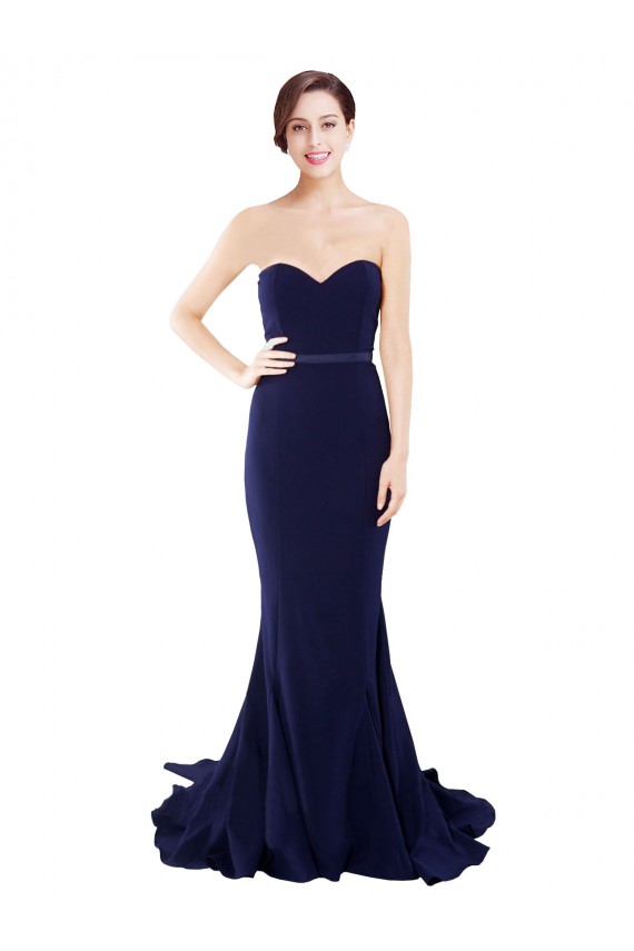 Bleu marine foncé Sirène Sans bretelle Balayage train Crêpe Stretch Longue Robes demoiselle d'honneur / Robes de bal Outlet