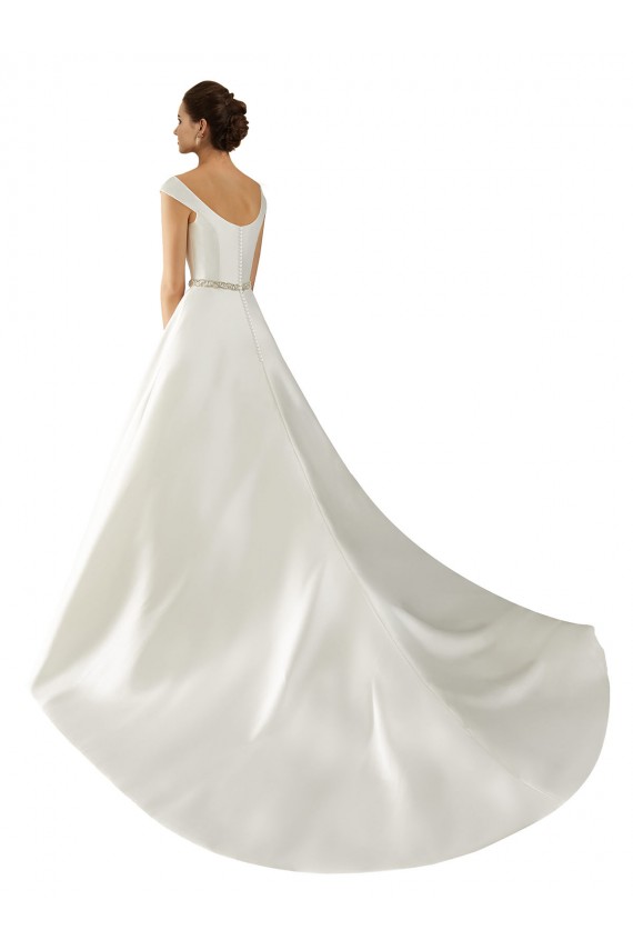 Ivoire Trapèze Épaule Dénudée Satiné Classique Robes de mariée Outlet